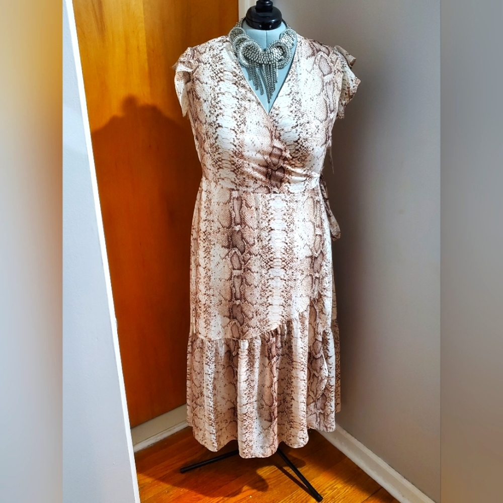 NWT Print Maxi Wrap Dress